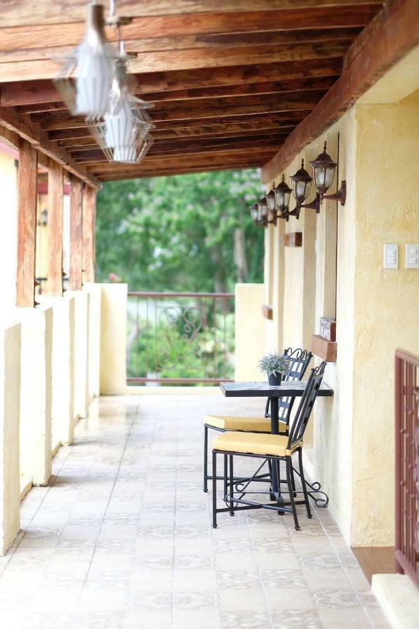 La Casa Di Beatrice Bed & Breakfast Панглао Екстериор снимка