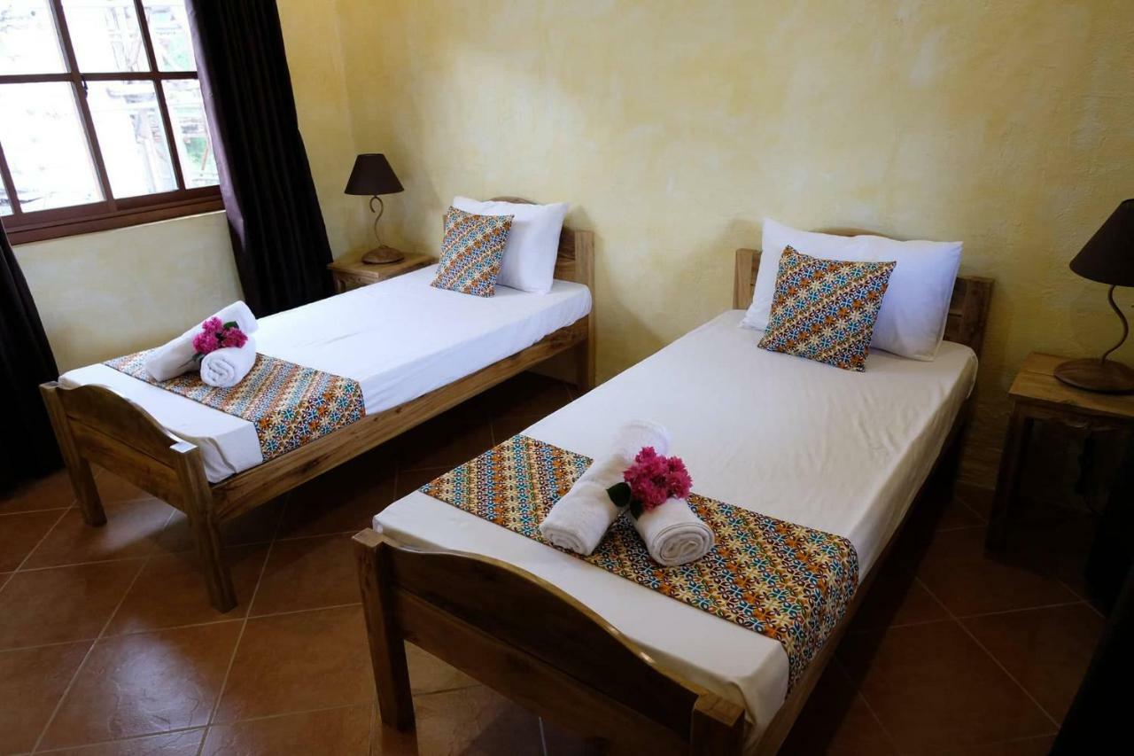 La Casa Di Beatrice Bed & Breakfast Панглао Екстериор снимка